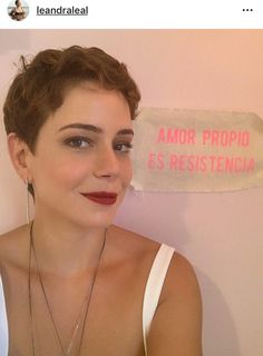 Long Pixie Hairstyles, Short Hair Pixie Cuts, Pixie Hair, Mom Hairstyles, Curly Hair Cuts, Hair Envy, Long Hair Cuts