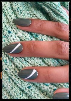 Gray And Green Nails, Green Grey Nails, Simple Green Nails, Grey Nails, Nails Green, Gray Nails, Striped Nails, Simple Green, Neutral Nails