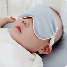 Free Shipping Over $45   
  First Order & Sign Up & Extra 10 % OFF, CODE: DAISYSILK   
  FREE Scrunchy or Eye Mask Gift on Orders $100+   
  (No Code Needed)    Made from luxurious mulberry silk, Daisysilk's silk incredibly soft and thick eye mask blocks out the light for uninterrupted rest and helps prevent skin and hair damage. Take your beauty sleep to a new level.  ( note: The default price is for 1pcs silk eye mask only)   Silk Eye Mask  
•100% Mulberry silk 
•Small: 3x6.1"    Large:3.2x6 Baby Eyes, Silk Eye Mask, Hair Damage, Beauty Sleep, Pink Kids, Personal Logo, Mens Pajamas, Soft And Gentle, Kids Pajamas