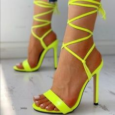 New Never Worn The Steve Madden Level Lime Leather Lace-Up High Heel Sandals Will Brighten Up All Your Favorite Party Dresses! Vivid Lime Green Genuine Leather Forms A Slender Toe-Strap And A Knotted, Slingback Strap That Carries Into Long Laces That Wrap And Tie Above The Ankle. 4.25" Wrapped Stiletto Heel. Cushioned Insole. Rubber Sole Has Nonskid Markings. Genuine Nubuck Leather Upper Yellow Open Heel Sandals For Party, Lime Green Heels For Spring Party, Yellow Sandals For Spring Party, Yellow Closed Toe Evening Heels, Yellow Pointed Toe Sandals For Spring, Spring Yellow Pointed Toe Sandals, Yellow Round Toe Heels For Evening, Lime Green Open Toe Party Heels, Yellow High Heel Party Shoes