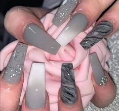 Cute Gray Nails, Grey Short Nails, Gray Nail Ideas, Nails Gris, Gray Nails Acrylic, Gray Nails Ideas, Grey Nails Ideas, Baddie Nails Instagram, Gray Nail Designs