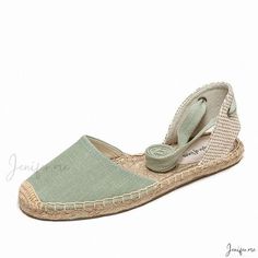 Everyday Slippers for Women Canvas Shoe, Shoe Sole, Slippers For Women, Canvas Shoes, Low Heels, Heel Height, Slippers, For Women, Knitting