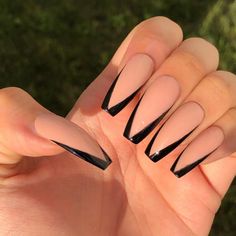 Black French Nails, Nails Grunge, Grunge Nails, French Tip Acrylic Nails, Coffin Press On Nails, Glow Nails, Long Acrylic Nails Coffin