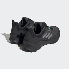 Adidas Terrex, Hiking Women, Trail Running Shoes, Sports Design, Athletic Sneakers, Adidas Online, Hiking Shoes, Black Adidas, The Outdoors