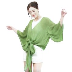 Nwt Wrap Kimono Style Top By Gigio. In Apple Green. Fabric Is Light Weight With Great Flow To It - & Has A Slight Soft Sheen. A Perfect Top For Spring & Summer - Casual Or Dress Up. Sz: Small Features: Wrap Style Accommodates A Variety Of Waistlines Silky Flow To Fabric Great For Casual Or Dress Up Made In Us Kimono Style Tops, Kimono Style, Cardigan Top, Kimono Sleeve, Apple Green, Sleeve Cardigan, Kimono Fashion, Green Fabric, Wrap Style