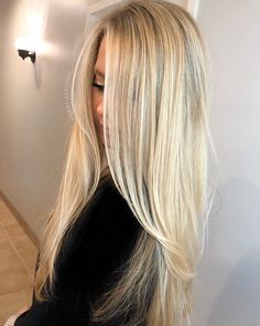 Barbie Blonde Highlights, Blonde Hair With Tensil, Half Head Highlights Blonde, Natural Light Blonde Hair, Baby Blonde Highlights, Full Head Blonde Highlights, Full Blonde Highlights