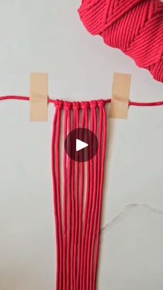 a video demonstrating how to use yarn for knitting