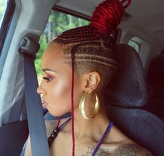 Nice style by @astoldbybrittanyd - Black Hair Information Braided Styles With Undercut, Fulani Braids With Shaved Sides, Braided Ponytail With Shaved Sides, Shaved Sides For Women, Shaved Sides With Braids, Knotless Braids With Shaved Sides, Braids And Undercut