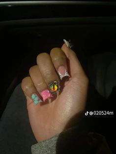 Nail Calendar, Junk Nails Short, Medium Long Nails, Nail Videos, Nail Collection, Acrylic Nail Ideas, Cute Nail Ideas