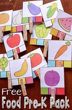 It's fun to learn about healthy foods with these free food printables for preschoolers! Lots of fruits and veggies! Learning Kindergarten, Food Games, Preschool Colors, Printables For Kids, Games And Activities