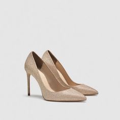 Gold High-Heel Shoes With Shiny Upper Detail. Pointed Toes. Stiletto Heels. Heel Height Of 9 Cm. / 3.5" New With Tag Tag Size Eu39/Us8 Upper 100% Polyester Lining 80% Polyurethane, 20% Polyester Sole 100% Polyurethane Thermoplastic Slipsole 90% Polyurethane, 10% Polyester S86 Cocktail Court Shoes With 4-inch Heel, Glitter Pointed Toe Heels For Gala, Party Court Shoes With 4-inch High Heel, Chic Glitter Cocktail Heels, Glamorous Almond Toe Court Shoes For Parties, Glamorous High Heel Court Shoes For Parties, Chic Wedding Shoes For Night Out, Glitter High Heels For Cocktail, Gold High Heel Court Shoes With 4-inch Heel