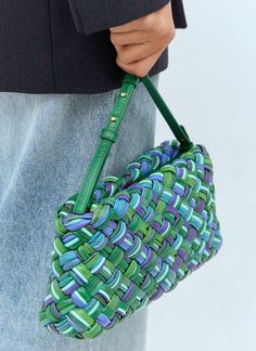 Kalimero Cha-Cha shoulder bag in foulard Intreccio weave in embossed and printed leather. Adjustable shoulder strap Top zip fastening Intreccio weave One main compartment Made in Italy 100% Leather Color: Green Code: 795646 V4BC1 8643 SKU: bov0257058blu Our Products Are 100% Genuine. In All Cases We Stand By The Authenticity Of Every Product Sold On Our Site. Bottega Veneta Shoulder Bag, Strap Top, Louis Vuitton Shoulder Bag, Strap Tops, Printed Leather, Chanel Handbags, Bottega Veneta, Bags Designer, Shoulder Strap