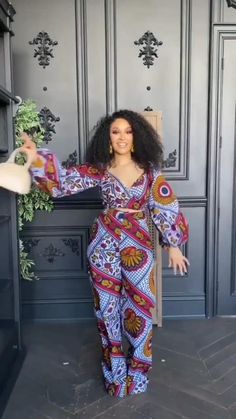 Nigerian Female Fashion, Palazos Outfit Kitenge, Kitenge Trousers Designs, Traditional Jumpsuit African Prints, Ankara Styles Jumpsuits, Kitenge Trousers For Women, Chitenge Jumpsuit, Chitenge Outfits For Women, Latest African Fashion Dresses Kitenge