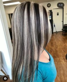 Chunky Platinum Highlights On Dark Hair, Chunky Ash Blonde Highlights, Hair With Subtle Layers, Highlights Styles, Straight Long Hair, Chunky Blonde Highlights, Subtle Layers, Platinum Highlights, Straight Hairstyle