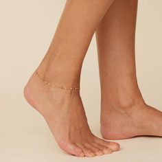 #All Decorate your ankles with the sparkling mirror links of our Cabaret Chain Anklet. Whether you adorn it with a pair of sandals, sneakers of even boots, these glamorous links will always catch the light. . The Finer Points: #YellowGold-14kSolidGold-10 Metal: 14 Karat Yellow Gold Dimensions: 3mm Thick Chain, 10 Inches Length Weight: 1.3 grams Construction: Solid Links, Lobster Clasp Dainty Gold Chain Anklet, Minimalist Chain Anklets, Satisfying Pictures, Chain Anklet, Cabaret, Lobster Clasp, Anklets, Solid Gold, Yellow Gold