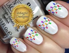 Christmas Lights Nail Art Designs, Natural Xmas Nails, Christmas Nails With Lights, Christmas Lights Nail Art, Christmas Light Nail Art, Unusual Nails, Christmas Light Nails, Jel Nails, Christmas Nail Decals