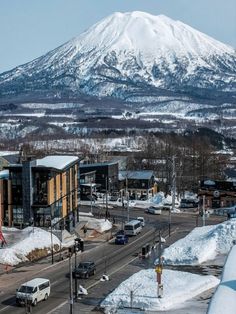 Niseko Ski Resort, Japan Snowboarding In Japan, Japan Skiing, Niseko Japan, Japanese Winter, Powder Snow, Winter In Japan, Japan Winter, Ski Aesthetic, Northern Island