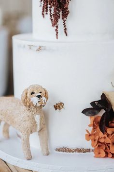 Cake Topper With Dog, Pet Cake, Realistic Wedding, Handmade Wedding Cake Toppers, Cat Cake Topper, Custom Figurines, Dog Cake Topper, Family Presents