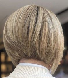 Bob Haircut Back View, Pretty Hair Cuts, Gorgeous Gray Hair, Blonde Bob Hairstyles, Layered Haircuts For Medium Hair, Stacked Bob Haircut, Bob Hairstyles For Thick, Short Hairstyles For Thick Hair, Bob Hairstyles For Fine Hair