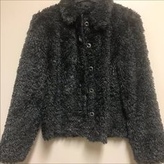 Brand New Jacket Never Worn - Nwot Looks Like A Sherpa Style Jacket Teddy Coat Super Stylish In Trend Button Up Jacket Perfect For Winter Weather! Size Medium Casual Winter Outerwear With Covered Buttons, New Jacket, Button Up Jacket, Teddy Coat, Sherpa Jacket, Winter Weather, Charcoal Gray, Charcoal Grey, Button Up