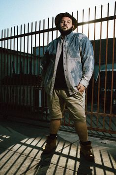 Daniel Franzese, Character Kitchen, Plus Size Male Model, Fat Guy Fashion, Men Poses, Plus Size Male, Hipster Boy, Mens Photoshoot, Men's Portrait Photography