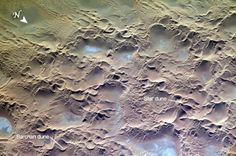 an image of the surface of mars taken from space