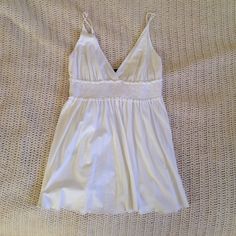 Never Worn, Lightweight, Flowy Summer Top! Baby Doll Tops, Flowy Tops Summer, Baby Doll Top, Babydoll Top, Summer Top, White Silver, Baby Doll, Baby Dolls, Color White