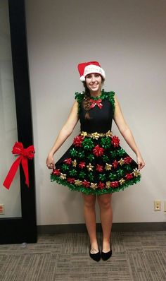 Ugly Sweater Christmas Costume Ideas, Diy Christmas Costumes, Diy Christmas Outfit, Christmas Party Costume, Funny Christmas Outfits, Xmas Costumes, Christmas Dress Up