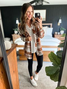 Bell Bottom Jeans Outfit Fall, Leggings And Flannel Outfit, Flannel And Leggings, Maurices Outfits, Flannel Outfits Fall, Shacket Outfit, Plaid Shirt Outfits, Jeans Outfit Fall