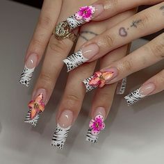 Pink Tropical Nails, Tropical Acrylic Nails, Nails With Flowers, Nail Parlour, Zebra Nails, Tropical Nails, Airbrush Nails, Nail Jewels, Nails Design With Rhinestones