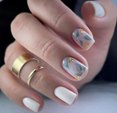 Short Acrylic Summer, Manicure Elegante, Summer Nail Inspiration, Summer Nails 2024, Summer Elegance, Nagellack Trends, Manicure Nail Designs, Minimal Nails