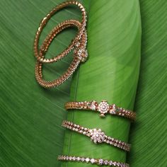 Dimond Bangal, Stone Bangles, Gold Jewelry Outfits, Diamond Jewelry Set, Fancy Jewelry Necklace, Gold Earrings Wedding