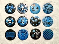 12 different blue emo 1.5" pinback buttons! Each one is handmade upon order  if you're interested in having a custom button design made feel free to message me Button Pin Design Ideas Printable, Badge Ideas Design, Pins Design Button, Emo Diys, Mall Goth Y2k, Punk Badges, Emo Accessories, Goth Y2k, Bag Pins