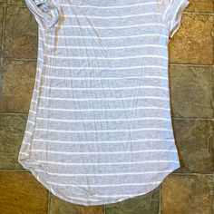 Never Worn, Gray And White Stripped T-Shirt Dress, Fits Like A Large Striped Crew Neck Tops For Vacation, Striped T-shirt For Summer Day Out, Striped T-shirt For Spring Day Out, White Casual T-shirt Dress With Short Sleeves, Casual White T-shirt Dress With Short Sleeves, Casual Crew Neck T-shirt Dress For Day Out, Casual White Short Sleeve T-shirt Dress, Casual T-shirt Dress, Free Kisses