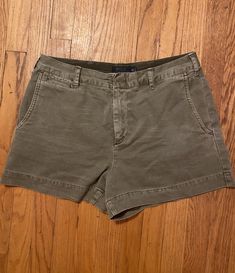 Vintage weathered style green shorts from Ralph Lauren polo shorts. These would pair perfectly with any outfit! SIZE: WOMEN'S 10 (run small) Preowned and in good-worn condition 100% Cotton Measurements: Length: 14 and 1/2 inches Width: 16 inches Please don't hesitate to ask me any questions you may have about these shorts! ALL SALES ARE FINAL. Casual Khaki Jean Shorts, Green Casual Jean Shorts, Casual Green Jean Shorts, Casual Olive Short Length Bottoms, Casual Olive Bottoms Short Length, Casual Olive Short Bottoms, Olive Spring Shorts, Olive Summer Shorts, Casual Green Shorts With Short Inseam