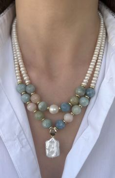 Pearl Necklace Ideas Design, 2023 Beaded Jewelry Trends, Top Jewelry Trends, Turquoise Bead Jewelry, Embroidery Necklace, Fall Engagement Photos, Beaded Jewelry Necklaces