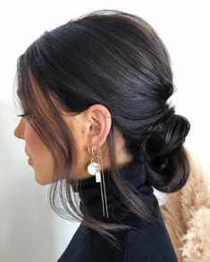 Effortless Low Loop Updo Straight Hair Updo, Chignon Updo, Hairstyle Ideas Easy, Messy Hair Updo, Loose Updo, Low Bun Hairstyles, Guest Hair, Bun Hairstyle