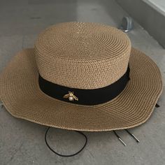 Never Worn Boater Hat, Accessories Hats, Bee, Fast Delivery, Women Accessories, Hats, Women Shopping, Color