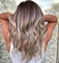 Spring Blonde Hair, Bilage Hair, Spring Blonde, Balage Hair, Baylage Hair, Colour Hair, Cute Hair Colors, Beautiful Hair Color, Dark Blonde Hair