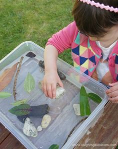 float or sink activity using nature and outdoor play STEM science experimenting #sinkorfloat #sinkorfloatexperiment #stem #stemactivities #waterplay #outdoorplay #toddlerfun #toddlerplay #playideasforkids #floatingorsinking #kbn #lovetolearn #experiments #scienceexperiments #science #scienceforkids #kidsscience #learnwithplay #activitiesforkids #trialanderror #preschoolscience #preschoolers #preschool #earlyyears #s.t.e.m #toddlerscience #playtime #outdoorfun Sink Or Float, Outdoor Classroom, Tot School, Physical Science