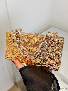 BirdinBag - Stylish Multifunctional Chain Handbag - Latest Fashion for 2023 Fashion For 2023, Chain Handbag, Plain Style, Details Pictures, Word Wrap, Bag Bag, Square Bag, Latest Fashion, Satchel