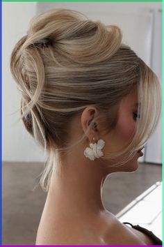 Balayage Bride Wedding Hairstyles, Bridal Soft Updo, Out Of Face Wedding Hairstyles, Glam Up Dos Hairstyles, Blonde Hair Updo Wedding, Classy Bridal Hair Updo, Veil With French Twist, Elegant Wedding Hairstyles Updo, Elegant Wedding Updo With Veil