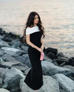 Girl's inst: thisisshams Matric Dress, Beautiful Pakistani Dresses, Arab Beauty, Fancy Dresses Long, Bandage Midi Dress, Fashion Magazines, Iconic Dresses, Korean Fashion Dress, Foto Poses