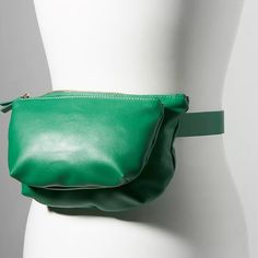 Great Bag !!! Green Everyday Belt Bag With Adjustable Strap, Versatile Large Capacity Pouch Belt Bag, Chic Green Rectangular Pouch, Trendy Green Bag With Removable Pouch, Green Crossbody Belt Bag For Everyday Use, Green Shoulder Belt Bag For Everyday Use, Everyday Green Shoulder Belt Bag, Trendy Green Belt Bag For Everyday, Trendy Green Backpack