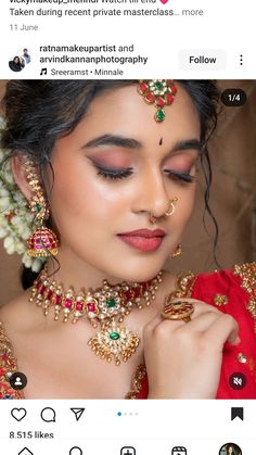 Nose Pin South Indian, Navari Saree Makeup Look, South Indian Bride Nose Ring, Reception Outfit For Bride Indian Saris, South Indian Bridal Eye Makeup, Eye Makeup For Saree Look, South Indian Bride Eye Makeup, South Indian Wedding Makeup Bridal Looks, Telugu Bride Makeup