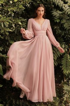 Long Chiffon Dress With Sleeves, Formal Dresses Long Elegant Plus Size, Belle Sleeve Dress, Long Arm Dress, Pastel Dress Formal, Party Gowns Elegant, Elegant Evening Dresses Long, Long Sleeve Satin Dress, Long Sleeve Bridesmaid Dress