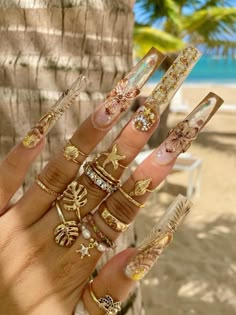 Ig: @helennngiyennails #nails #nailsofinstagram #beach #summer #mermaid #connecticut Long Extendo Nails, Special Occasion Nails, Unique Summer Nails, Long Nails Square, Beach Summer Nails, Extendo Nails, Occasion Nails, Vacation Mood, Exotic Nails