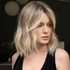 Medium Haircut 2024, Shoulder Length Hairstyles With Bangs, Medium Haircuts With Bangs, Medium Haircut, Hair Inspired, Blonde Lob, Medium Length Hairstyles, Tousled Hair, Lob Haircut