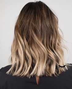 Toasted Coconut Hair, Brown Ombre Hair Color, New Hair Color Trends, Coconut Hair, Effortless Hairstyles