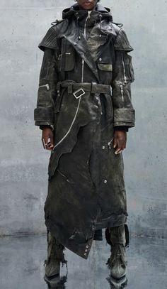 Postapocalyptic Style Men, Dystopian Clothes, Punk Guy, Nomad Clothing, Activewear Photoshoot, Sci Fi Clothing, Structural Fashion, Dystopian Fashion